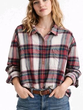Eddie Bauer Flannel Shirt Womens M Red Plaid 100% Cotton Button Up